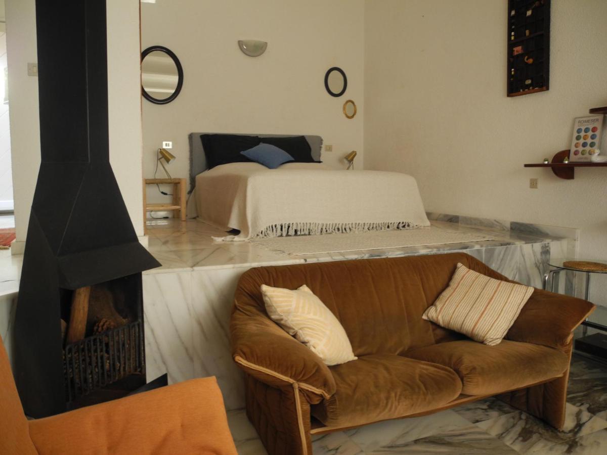 Tranquilos Estudios Cerca De La Playa Cadaques Luaran gambar