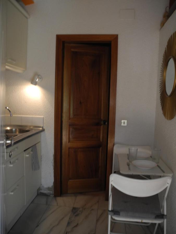 Tranquilos Estudios Cerca De La Playa Cadaques Luaran gambar